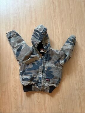 Dickies kids Hooded Camo Jacket in Green